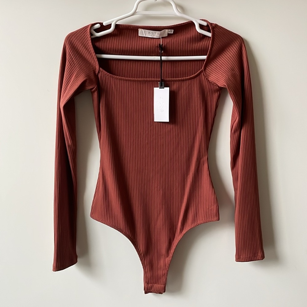 NWT ASTR cognac brown MARSALA ribbed square neck thong bodysuit rich rust